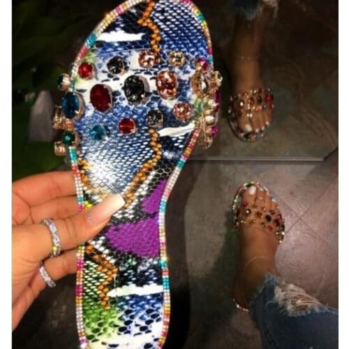 Rhinestone Slippers Summer Women Sandals Fashion Bling Candy Color Flip Flops Beach Shoes Diamond Flat Slippers Outdoor Sandals