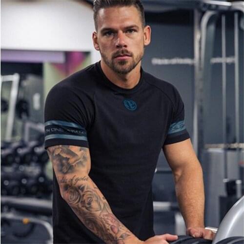 Men T-shirt T Cotton Printed Casual Shirt Shoulder Embroidery and printing Fast Dry Short Sleeve Tshirt O-Neck Футболка мужская