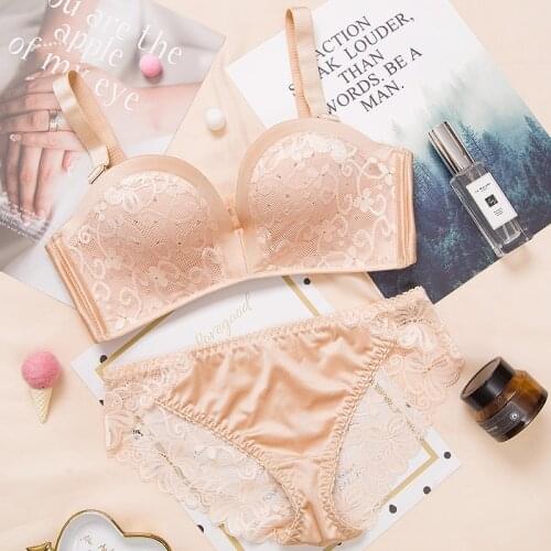 Strapless Wedding dress Underwear Seamless Ring Non-slip Gather together Comfortable girl sexy Beautiful back Invisible Bra Set