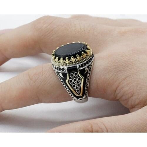 New Vintage Men Rings Two-tone Black Square Stone Finger Ring Punk Rock Hip Hop Male Personality Design Jewelry Party Gifts