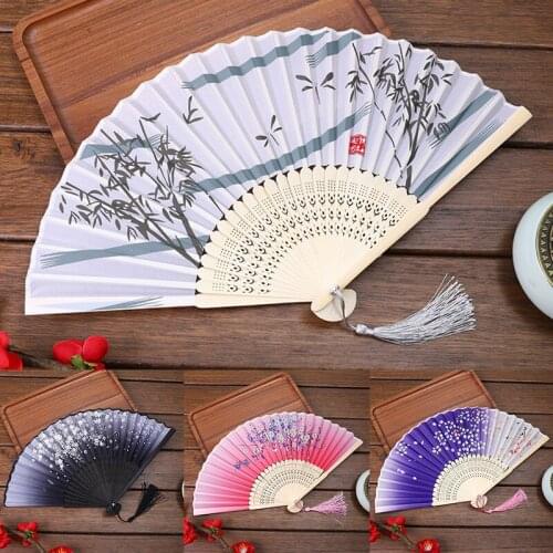 Antique Folding Fan Craft Gift Fan Japanese Hanfu Dance Fan Portable Silk Fan Hand-operated Hand-made Waist Fan Made of Bamboo
