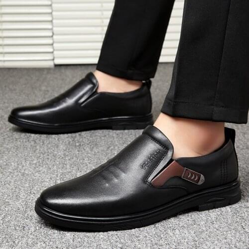 Fashion shoes Men Loafers Leather Casual Shoes outdoor High Quality Adult Moccasins Men breathable Driving Shoes Male Footwear