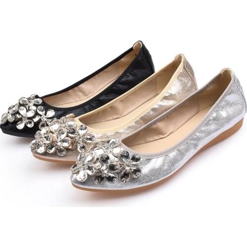 Womens Single Shoes Spring and Autumn New Rhinestone Flat Shoes Nurse Pregnant Women Mothers Plus Size Dancing Shoes