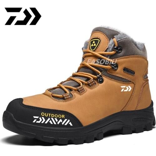 2021 Winter DAIWA Fishing Shoes Men Outdoor Snow Cotton Shoes Fishing Shoes Non-slip Warm Fishing Short Boots DAWA Warm Shoes