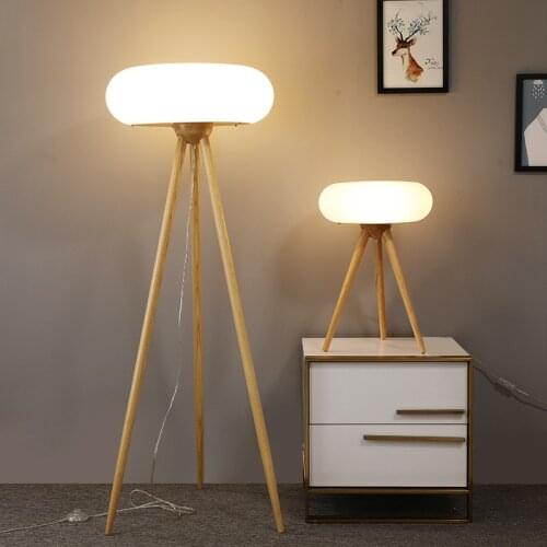 New simple Nordic wood art bedroom tripod floor lamp study room solid wood fabric lampshade led floor lamp