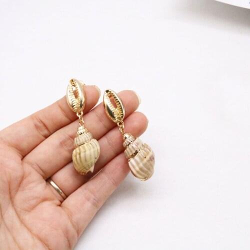 Cute Design Shell Charm Stud Earring