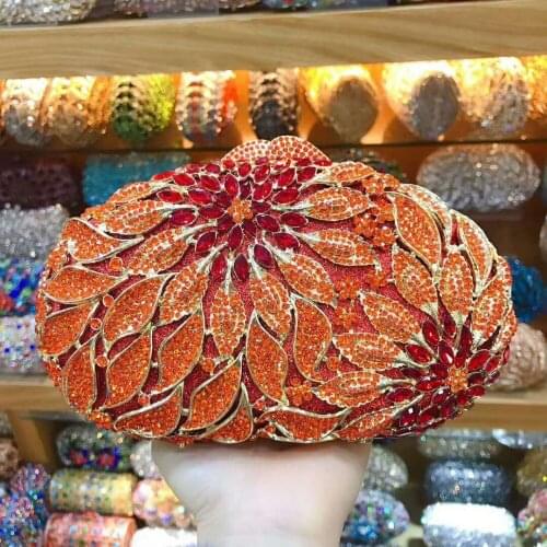 Women Diamonds Clutches Bags Rhinestone Bag Flower Crystal Clutch Party Evening Small Purse Handbags Wedding Clutch Female Gift
