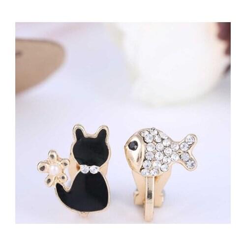 Sweet Cat Fish Shape Enamel Clip on Earrings Without Piercing for Girls Party Cute Animal No Hole Ear Clip Jewelry