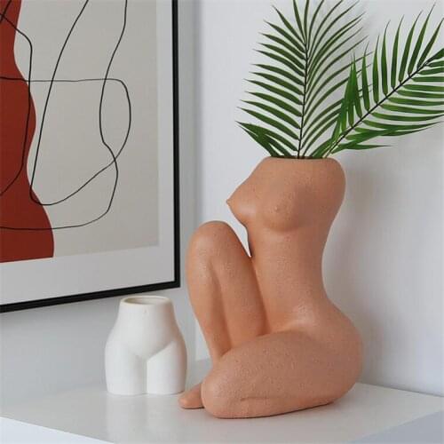 Modern Style Art Girl Bust and Head Portrait Vase Woman Body Sculpture Decoration Resin Flower Pot for Home Decoration