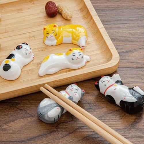 2pcs/set Chopstick Fork Rest PIllow Stand Kitchen Dinnerware Supply Lucky Cat Chopstick Shelf Rack Ceramic Crafts Tableware