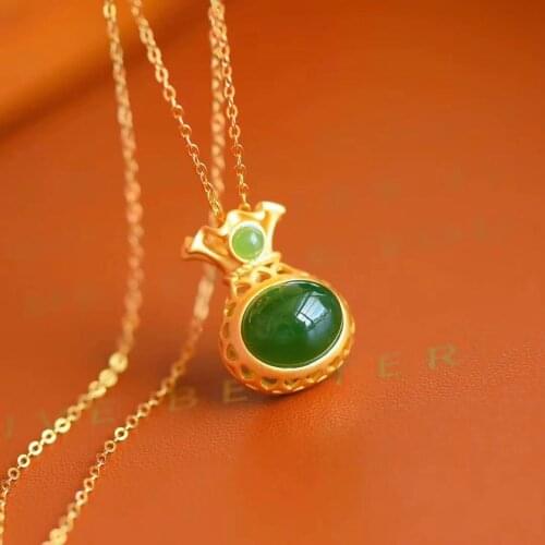 Natural Hetian Jade Egg Noodles Jasper Money Bag Pendant Necklace Lucky Bag Pendant Womens Clavicle Chain All-Match Fashion Pen