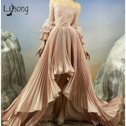 Saudi Arabic 2018 High Low Evening Dresses Full Sleeves Shiny Sequined Pleated Long Evening Gowns 2018 Feather Vestido Longo