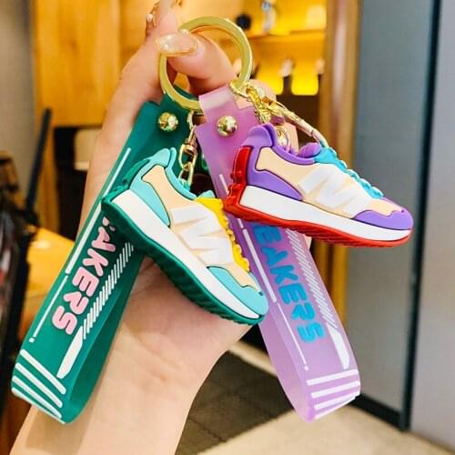 Cartoon Mini Sneakers Keychain Fashion Bag Pendant Trend Shoes Keyring Accessories Personality Car Charm Resin Key Chain Gifts