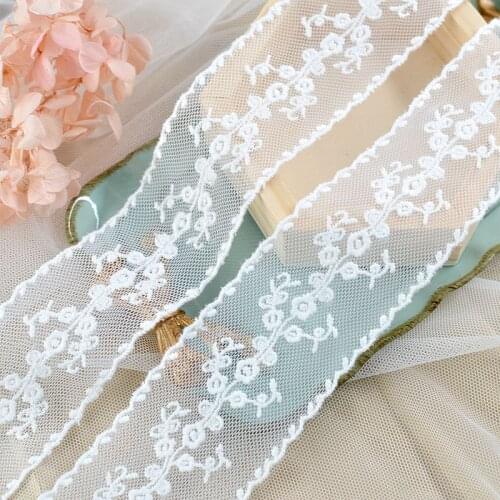 4meter/lot 4.5cm White Mesh Embroidered Flower Lace Trim White Clothes Double Sided Bilateral Crocheted Lace X933