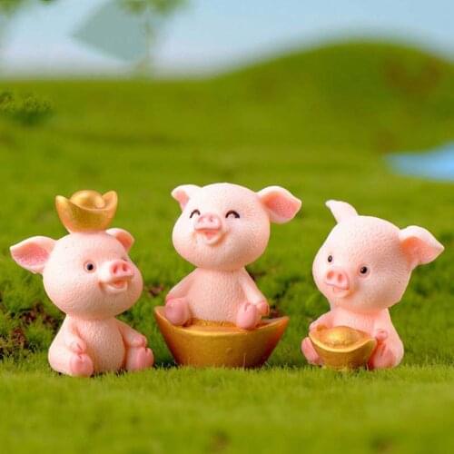 2021 Cute Fortune Pig Resin Miniature Crafts Christmas Pendant Lucky Piggies Cake Topper Decoration Micro Landscape New Year