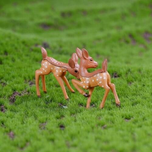 Hot 2PCS Artificial Mini Sika Deer Giraffe Fairy Garden Miniatures Gnomes Moss Terrariums Resin Crafts Figurines Home Decoration