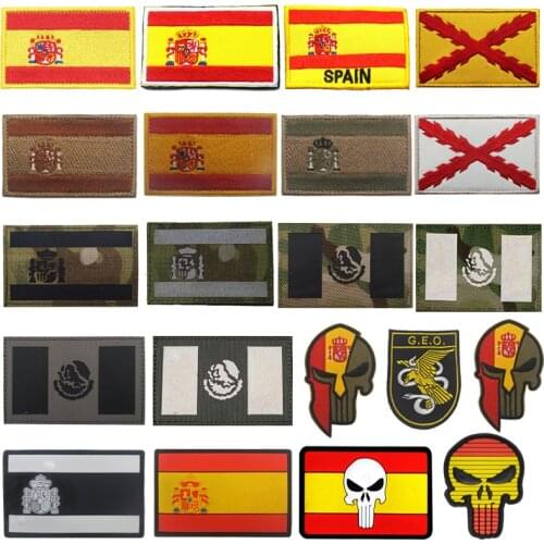 1 Pc Spain Flag Embroidery Patch Military Tactical Hook and Loop Armband Skull Badge Reflective Rubber Badge Backpack Applique