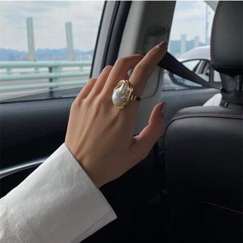 Fashion metal light luxury niche design geometry baroque pearl ring opening only beautiful women daily wear