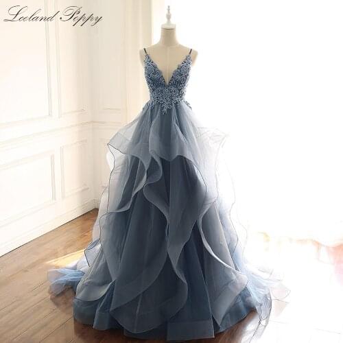 Lceland Poppy A-line V-neck Evening Dresses Beaded Floor Length Robe de Soiree Tiered Lace Appliques Tulle Formal Gowns