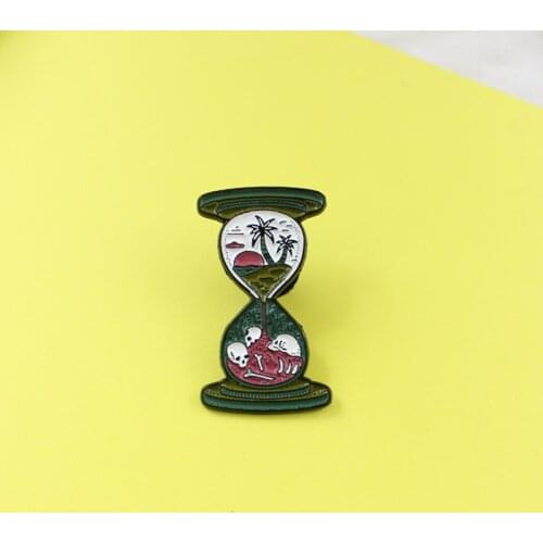 Hourglass Brooch Green Hourglass Lonely island Sunset Coconut Tree Skull Skeleton Enamel Pin Personality Halloween Badge Gift