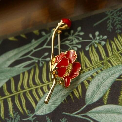 Origin Summer Vintage Red White Color Flower Brooch for Women Textured Plant Enamel Gold Metallic Wedding Brooch Jewellery