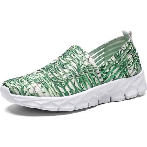 2019 Newest Breathable Hollow Women Tennis Shoes Flexible Sneakers Lady Sports Shoes Stable Non-slip Leopard Fitness Trainers