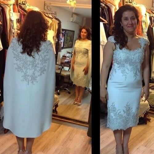 Elegant Mother of the Bride Dresses Appliqued With Cape Formal Groom Godmother Evening Wedding Party Guests Gowns