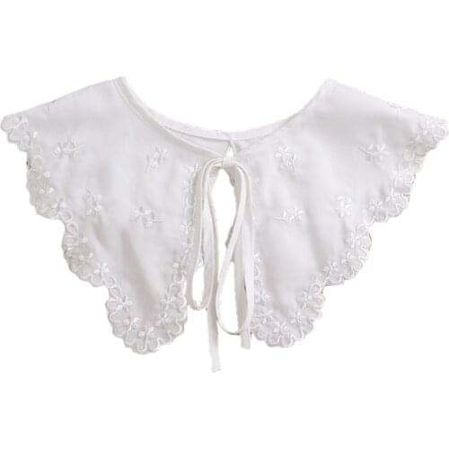 Womens Hollow Out Dragonfly White False Fake Collar Lolita Jacquard Floral Lace Big Shawl Necklace Short Poncho Capelet