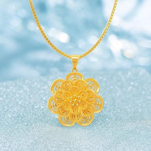 Exquisite 14K Gold Necklace without Chain Only Fashion Flower Pendant for Womens Wedding Engagement Jewelry New Year Gifts