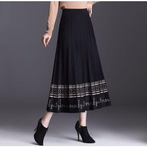 2021 New Knitted Womens A-line Skirt Autumn Winter Middle Long National Style Retro Pleated Skirt Girl Wool Printing Balck