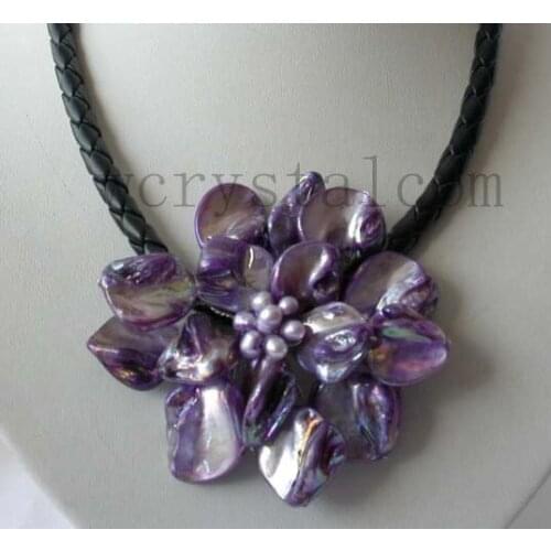 Charming Real Cultured Pearl Purple Shell Flower Necklace Leather