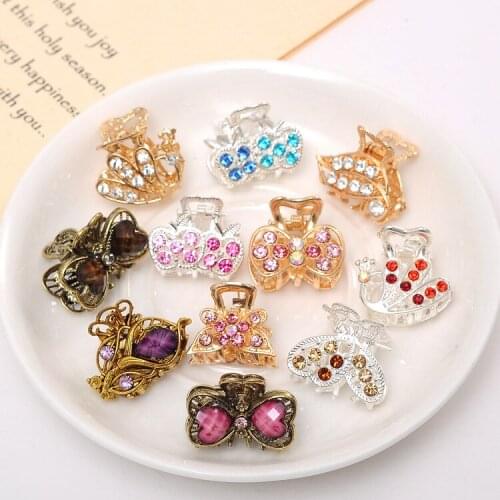 4 pcs Fashion Women Hair Accessories Hairpins Crab Retro Mini Butterfly Hair Claw Clip Headband for Lady Girls 2018 Hot Sale