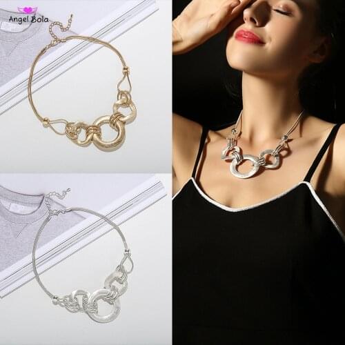 Brushed Silver Hollow Geometric Necklace Gold Round Pendant Party Necklaces for Women High Jewelry Birthday Gift Wholesale