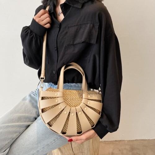 Lady Beach Shoulder Crossbody Simple Bag Female Straw Semicircle Travel Handbags Vintage Hollow Out Shell Women Handbags
