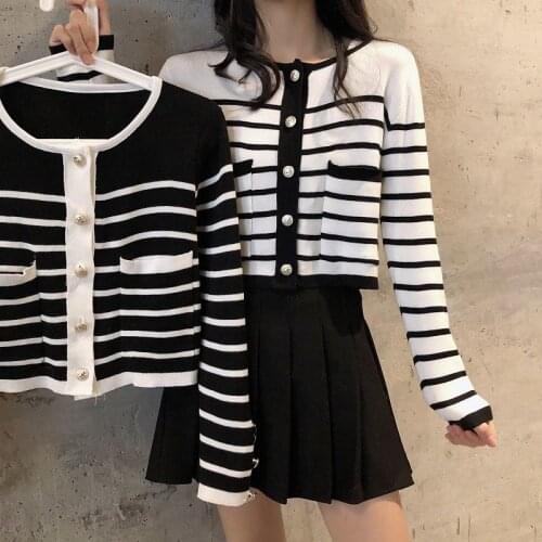 Woman Sweaters Cardigan FallWinter Slim Striped Contrast Single-Breasted Short Knitted Cardigan Top Women Sueters De Mujer