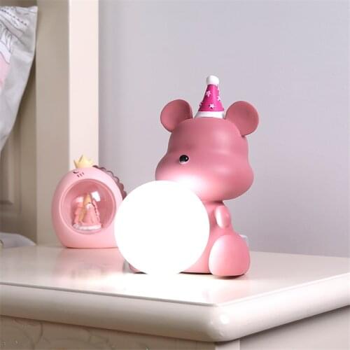Nordic Cartoon Bear Table Lamp Modern Childrens Room Pink Bedroom Bedside Light Study Desk Lamp Dressing Table Gift Table Light