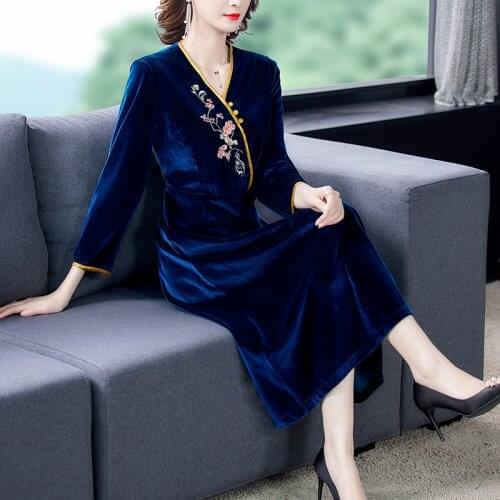 2021 Autumn Vintage Blue Gold Velvet Floral Embroidery Dress Vestidos Winter 3XL Plus Size Elegant Bodycon Midi Dresses