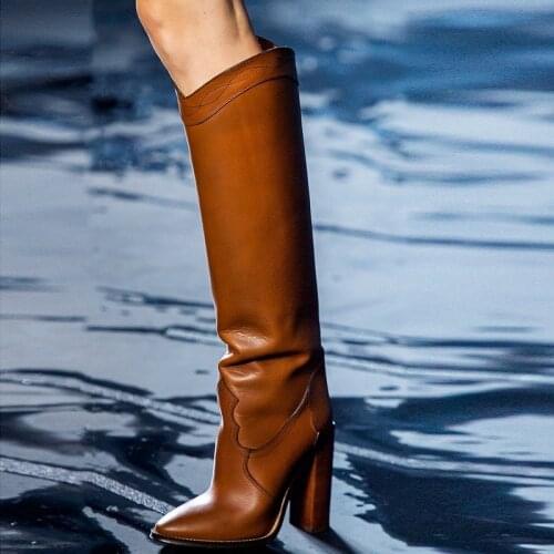 New Arrivals Leather Boots Knee High Woden Chunky Heels Slip On Pointy Toe Fashion Women Shoes Runway Party Dress Boots Sewing