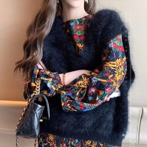 Fashion V-neck Imitation Mink Sweater Vest Women 2021 Spring Fall Korean Loose Sleeveless Pullover Lady Black Knitted Tops M622