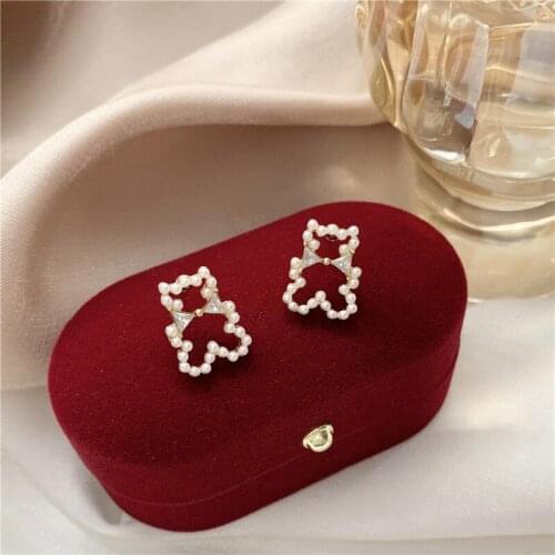 Sweet Cute Little Bear Stud Earrings Luxurious Gorgeou Full Simulated-pearl Earrings Simple Compact Women Party Jewelry Gift
