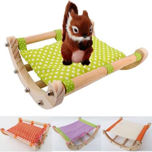 New Hamster Guinea Pig Bed Hedgehog House Pad Bed Toy Cage Accessories Wooden Detachable Frame Shaking Bed For Small Animal