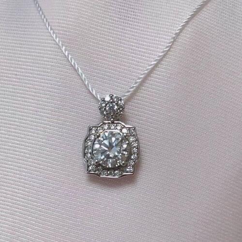 Wholesale 1.0-2.0 carat Size 6.5-8mm Real Moissanite Pendant Lab Diamonds Pendant necklace 18K White Gold Plated 925 Silver