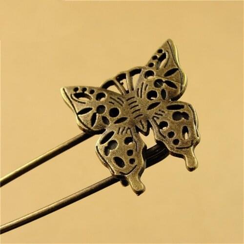 Vintage Fashion Brooch Ancient Bronze Flower Shaped Zinc Alloy Brooch 1 Piece