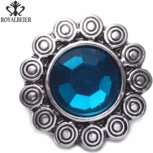 2017 Blue Rhinestone Flower Shape Metal Charms 18mm Snap Button Jewelry For 20mm Snaps Bracelet Snap Jewelry KZ0779