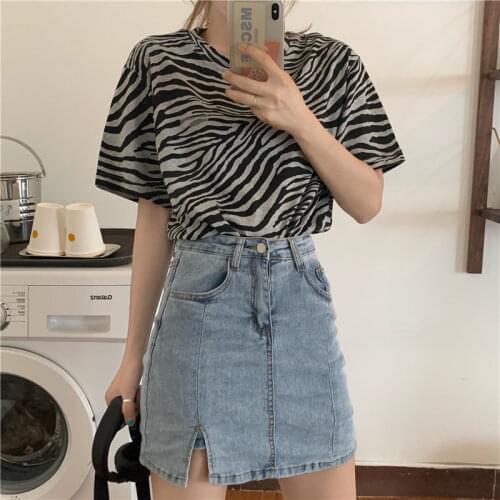 2021 Women Summer T-Shirt New Korean Harajuku Slim Round-Neck Short Sleeve Loose Top Stripe Casual Black T-Shirt YM246