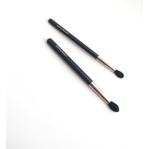 Yutong beaute M224S / M240S Tapered Blending Brush - Synthetic Eye/Nose shadow Blender Beauty Makeup Brush Tools