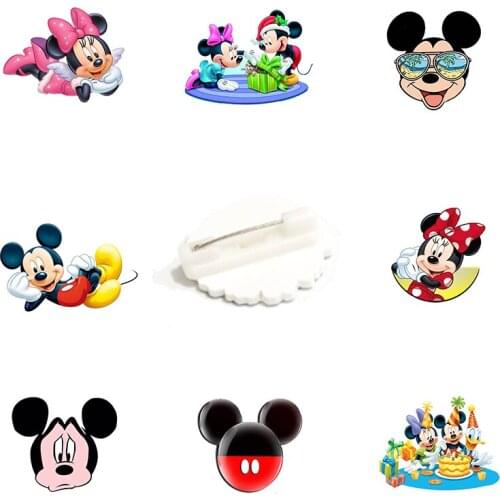 Disney Personality Trend Pin Jewelry Epoxy Fashion Icon Badge Brooch Pin Mickey Mouse Pin Children Gift Fashion Brooch