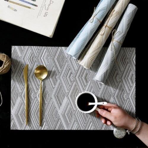 6PCS Modern Style Placemat Washable And Easy To Clean, Placemat Is Heat-resistant And Non-slip