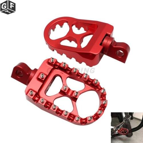 Red Aluminum Motorcycle Steel Teeth Cleats Non-slip Wide Foot Pegs Footrests for Harley Davidson Sportster 48 Fatboy Bobber