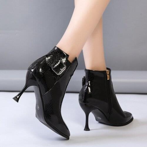 New High-heeled Short Boots Womens New Spring Autumn Single Boots Thin Sexy Rivet Ankle Boots Pointed Toe Stiletto Martin Boots